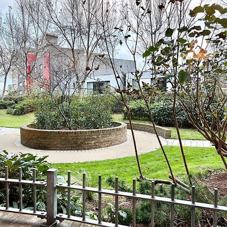 2 Bedroom Apartment Near Olympic Park With Free Parking London Bagian luar foto