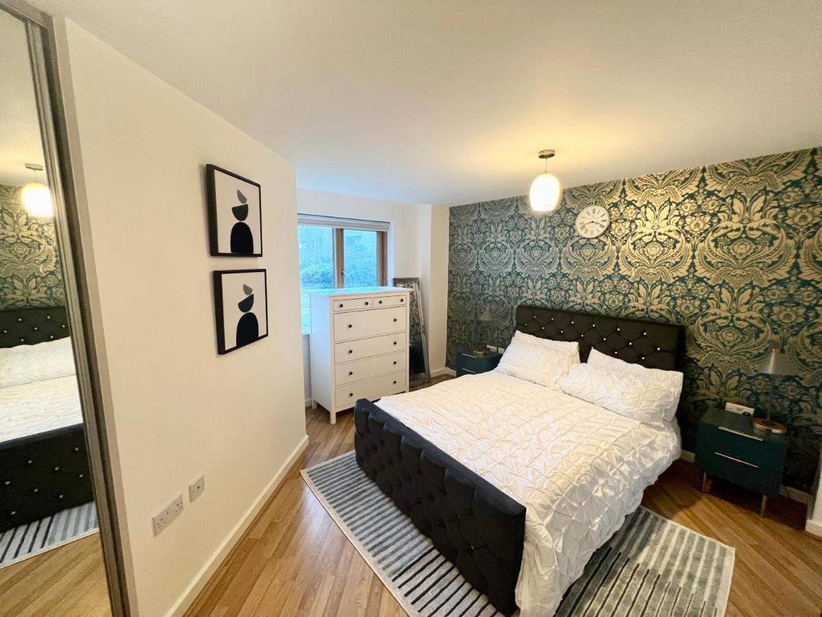 2 Bedroom Apartment Near Olympic Park With Free Parking London Bagian luar foto