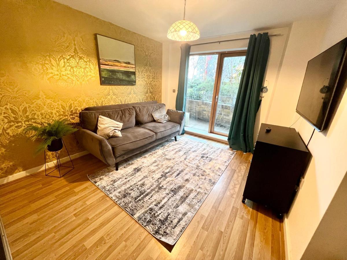 2 Bedroom Apartment Near Olympic Park With Free Parking London Bagian luar foto